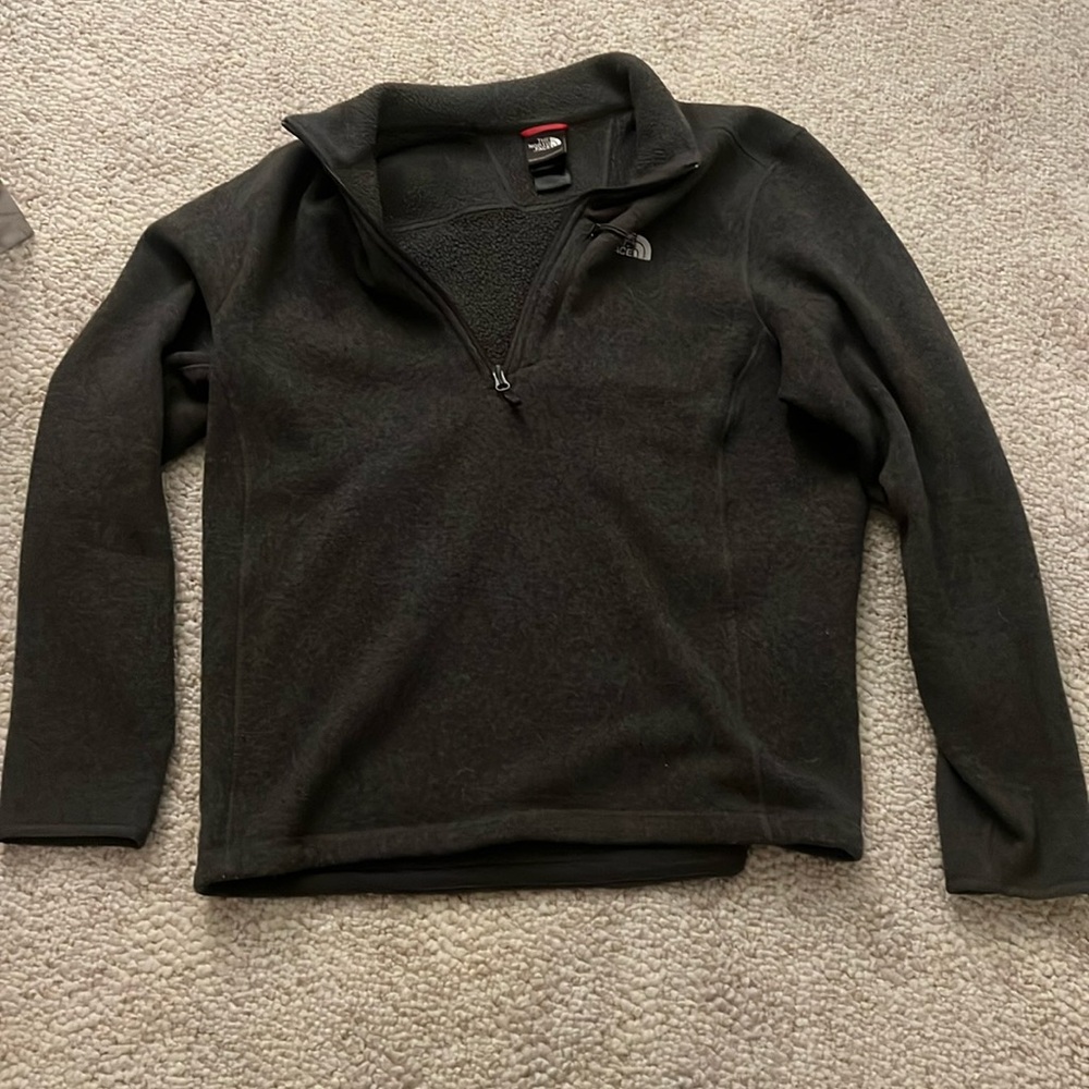 The North Face Male Large Grey Quarter Zip